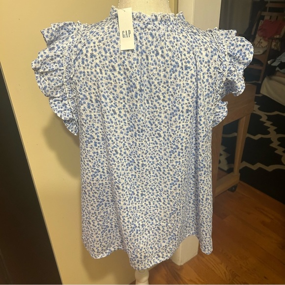 NWT GAP Flutter Sleeve Split Neck Tie Flower Blouse/ Shirt Size Medium - Picture 4 of 11